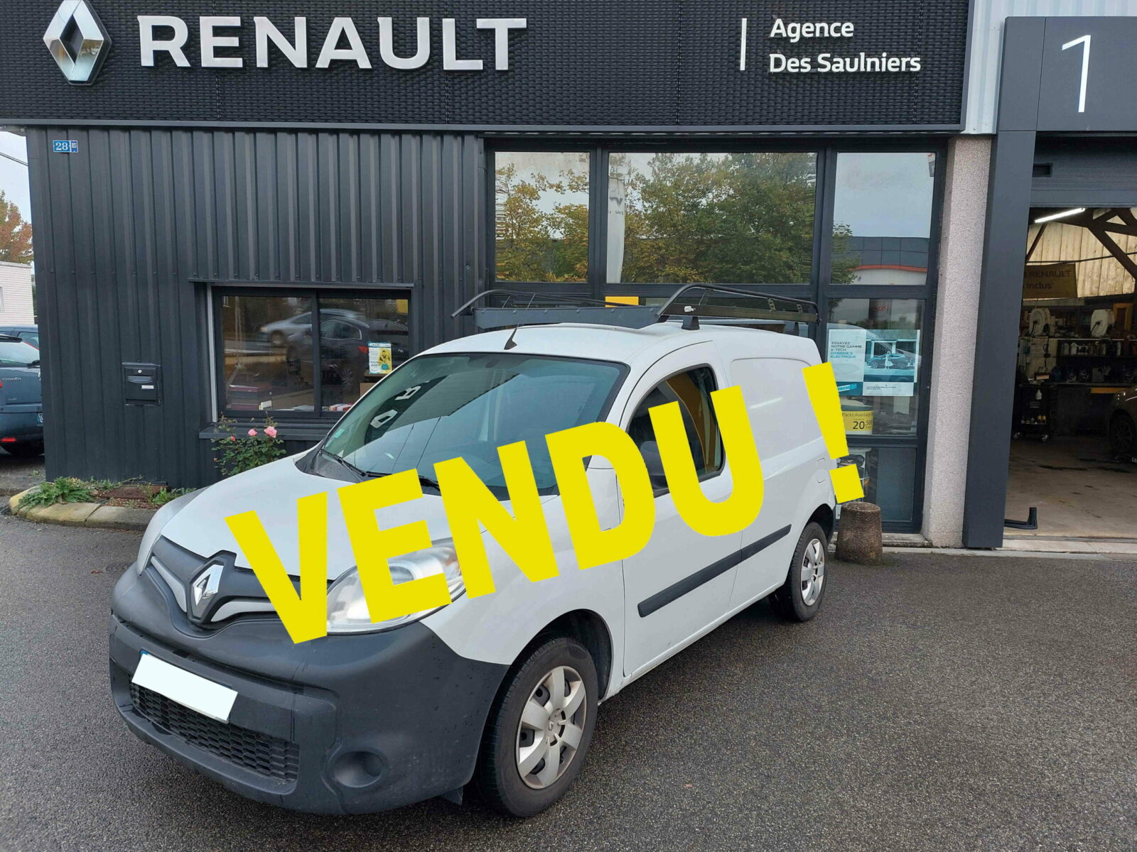GARAGE DES SAULNIERS Achat Vehicule D Occasion Vitre Couverture Vendu