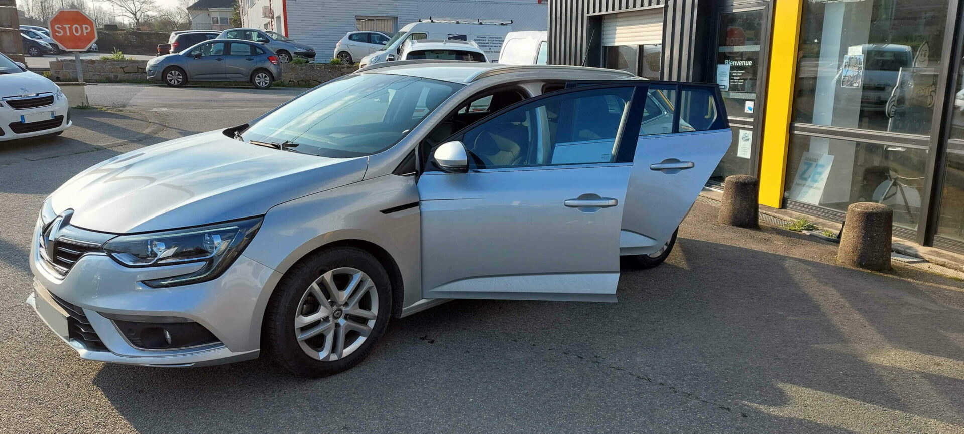 GARAGE DES SAULNIERS Achat Vehicule D Occasion Vitre Megane 5